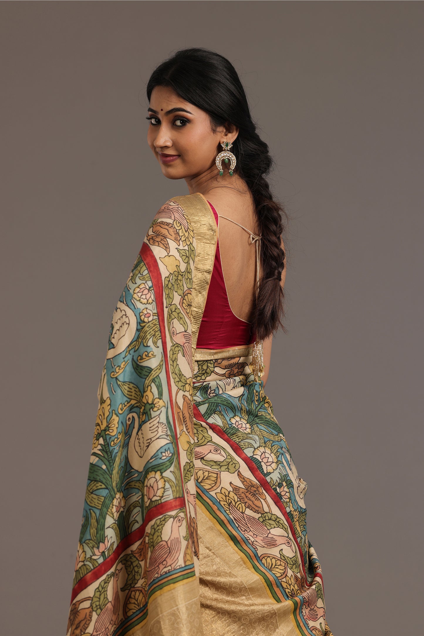 Rajeshwari Lehenga