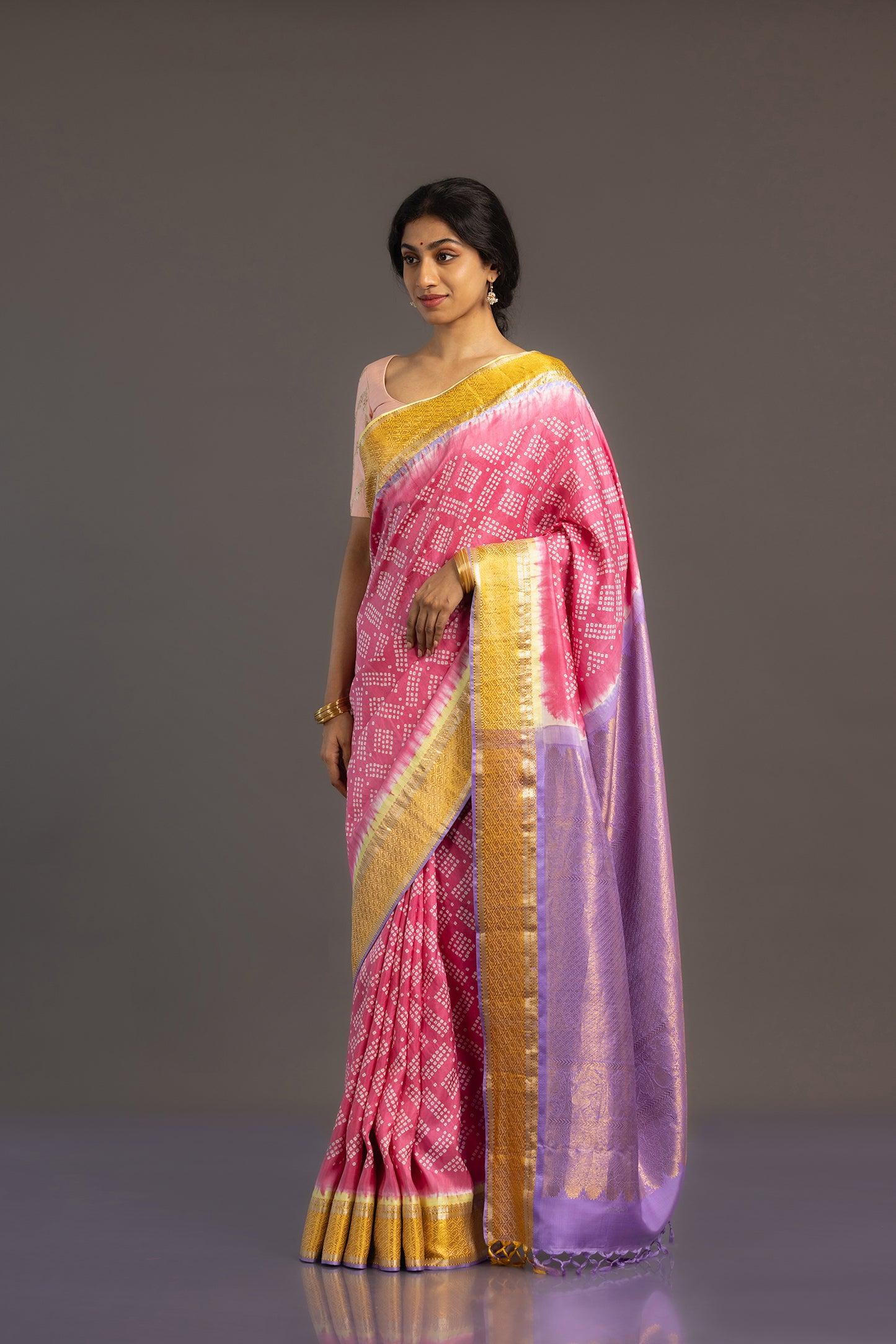 Aadhavi