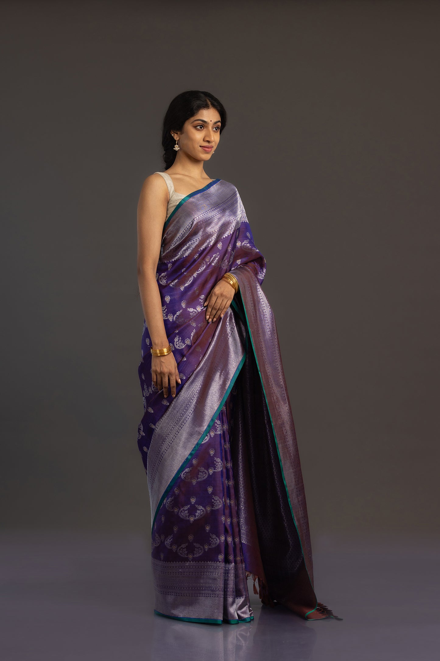 Vedhika
