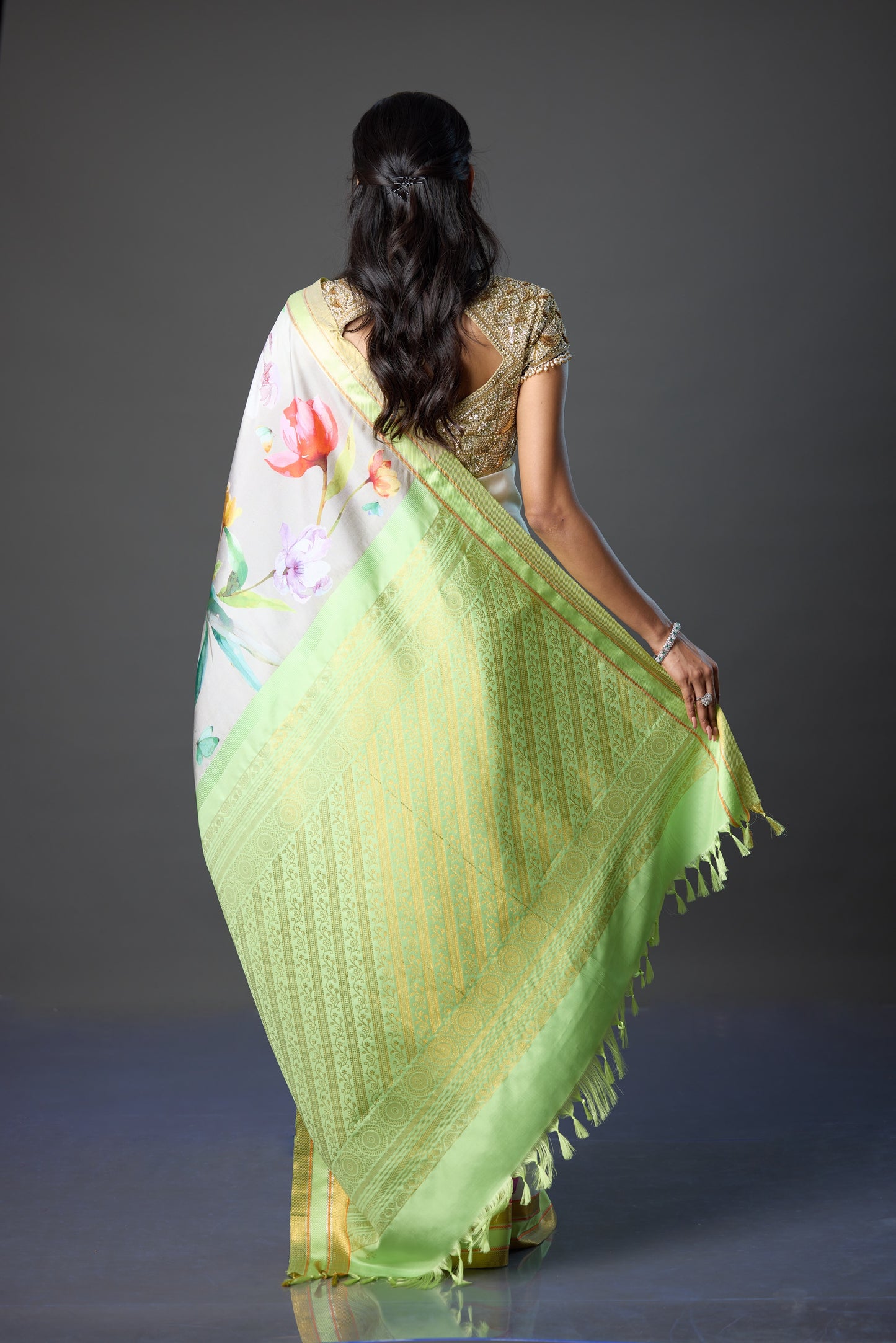 Oviya