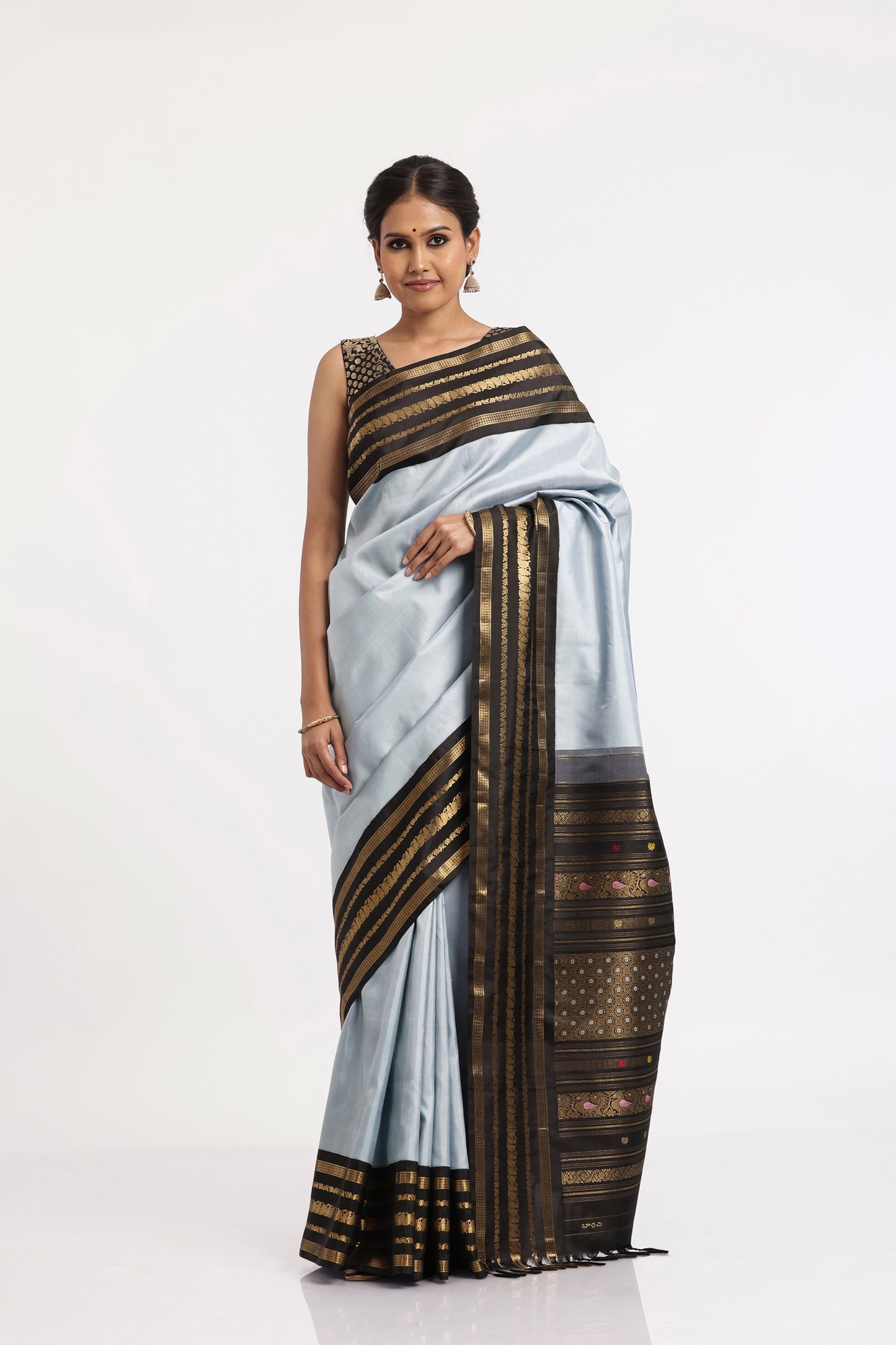 Avya
