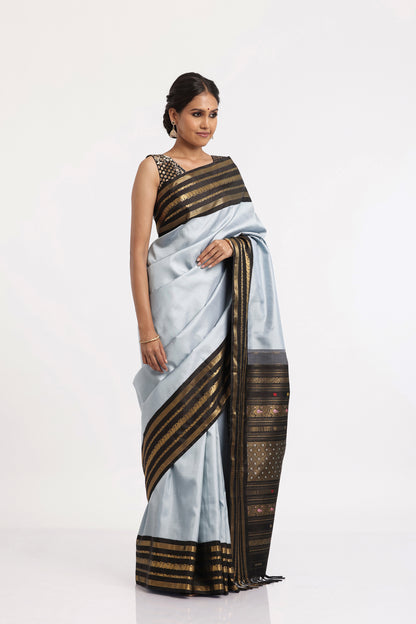Avya